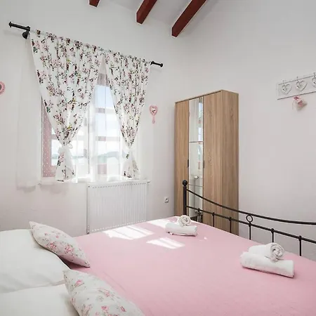 Ctro166 With Private Pool Villa *