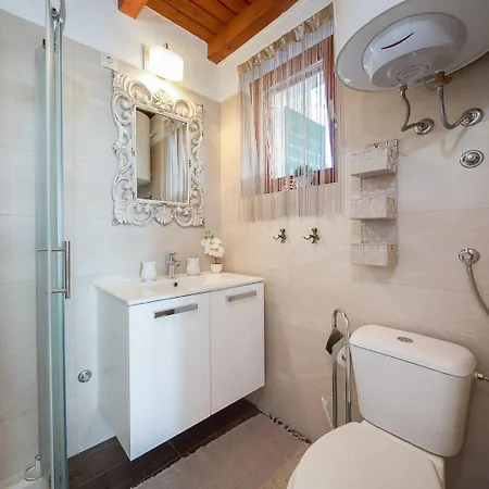 Ctro166 With Private Pool Villa Rogoznica (Sibenik-Knin)
